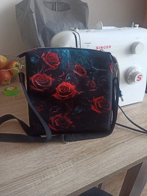 Crossbody kabelka