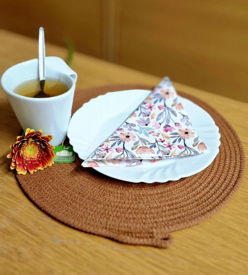Prostírání kulaté - skořicová