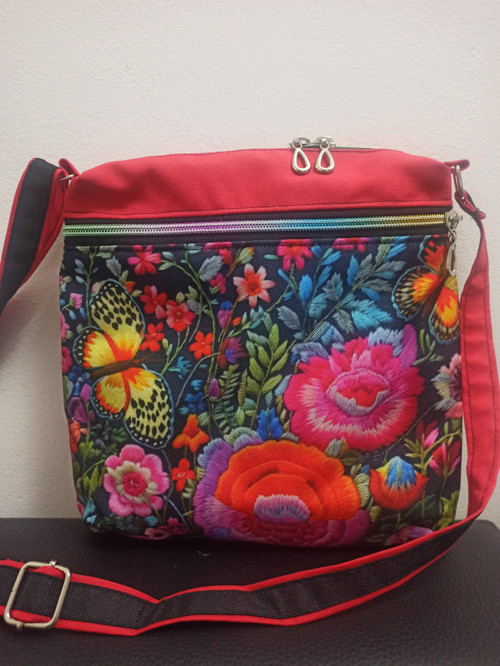 Crossbody kabelka