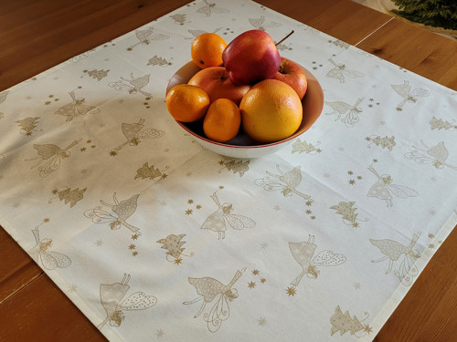 Smetanový andělský (64x64 cm)