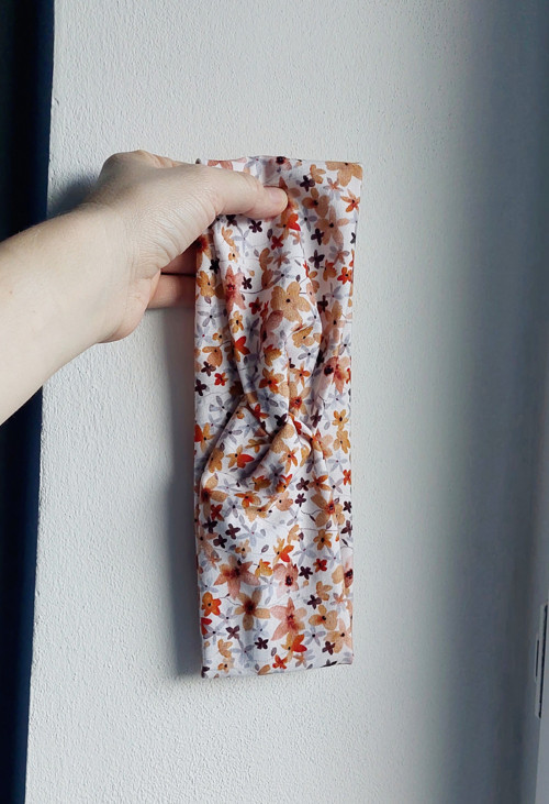 Čelenka obvod hlavy 55- 59 cm
