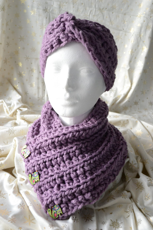 Fialkový komplet čelenka + nákrčník s knoflíčky