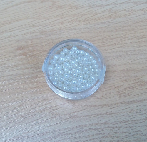 PERLIČKY 4 mm