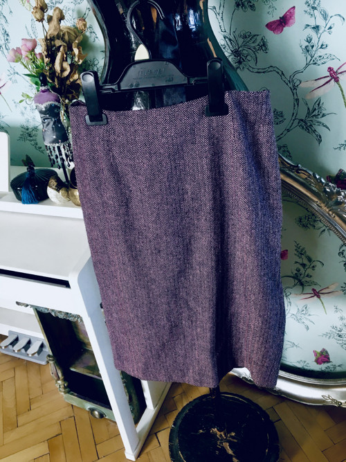 Sukně rybí kost, anglická klasika — foto 1