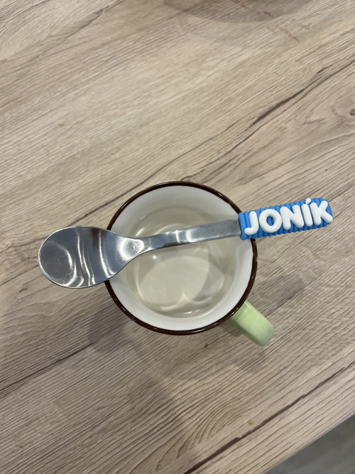 Lžička se jménem Joník