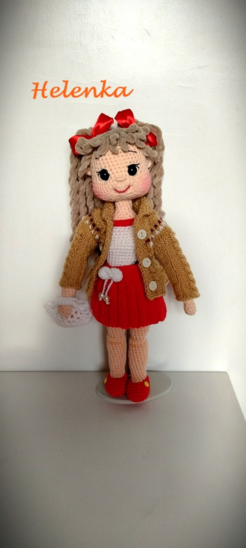 Háčkovaná panenka Helena - 35 cm — foto 1