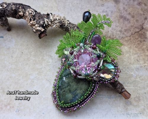 Brož achát, granáty, ametyst, perla