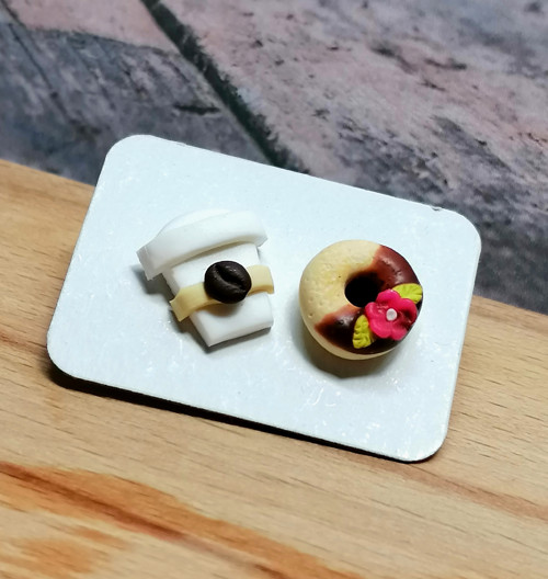 Kávička a donutek - puzetky