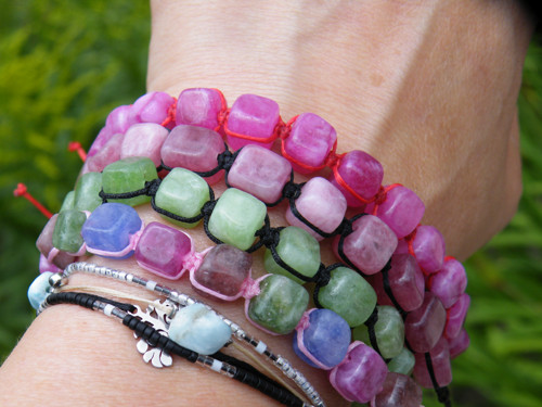 Náramek shamballa - minerál kostky 8 x 8
