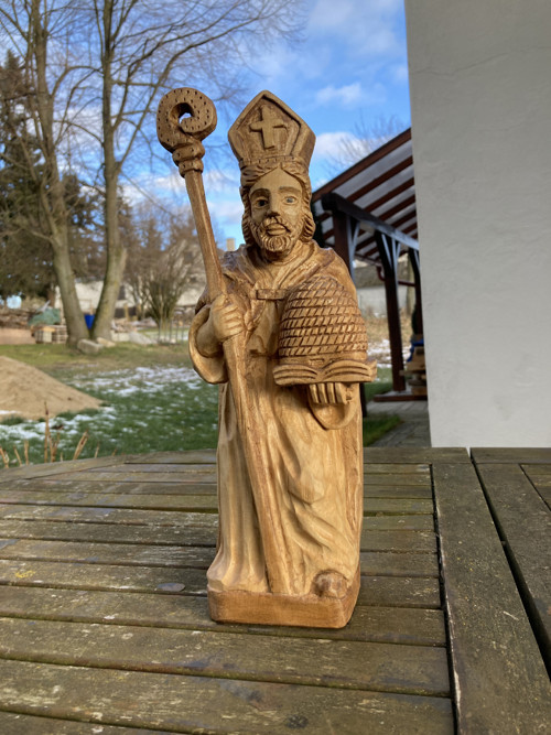 Socha - sv.Ambrože patron včelařů