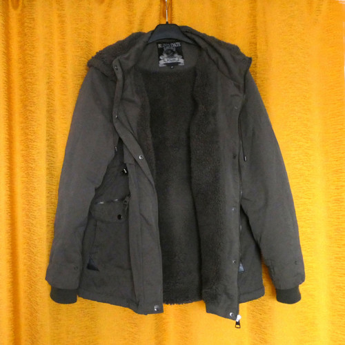 Parka s kapucí zateplená umělou kožešinou, vel. 42