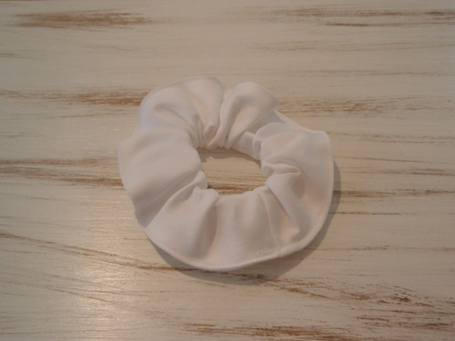 Scrunchies - látková gumička do vlasů