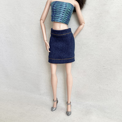 Džínová suknýnka pro Barbie