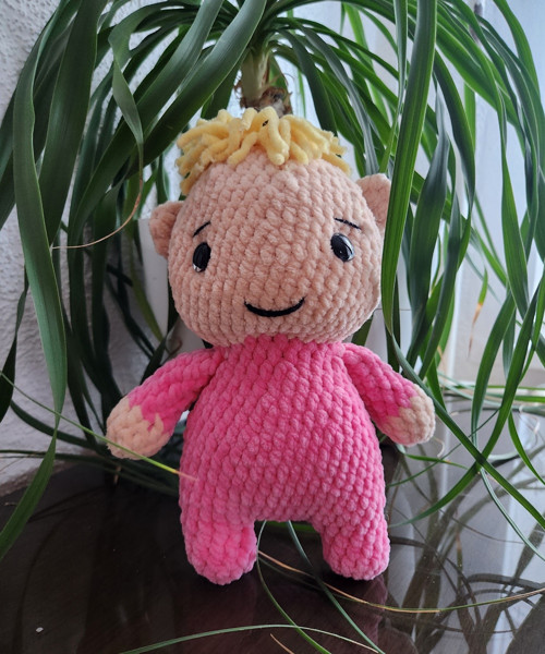 Háčkovaná hračka