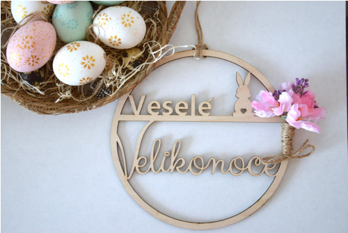 Dřevěný velikonoční věnec - Veselé Velikonoce