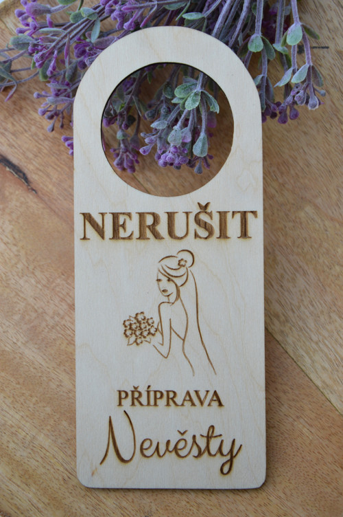 Svatební visačka na dveře - Příprava nevěsty