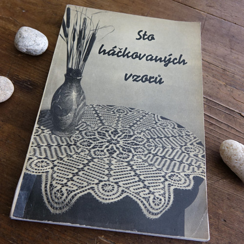 Sto háčkovaných vzorů — foto 1