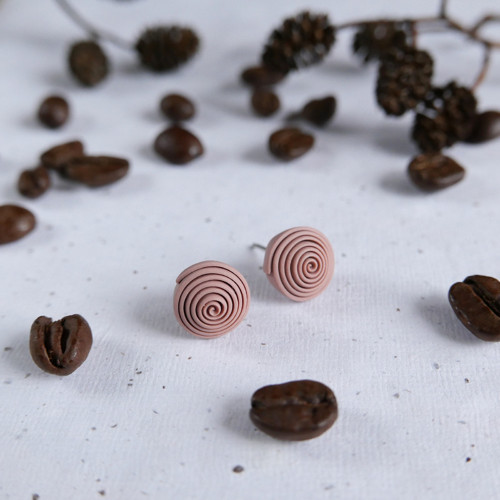 Náušnice Spiral Mocha mousse light — foto 1
