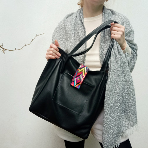 Kožená kabelka BOHO ( black color with strap)
