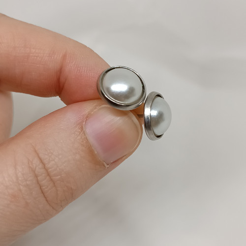 Puzety 12 mm stříbrné