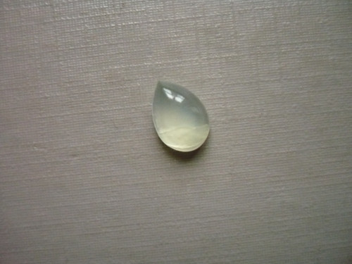 Kabošon - prehnit 10 mm, č.27Cf