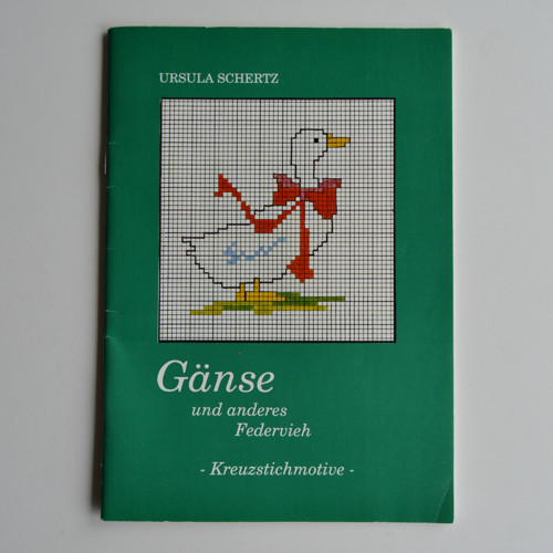 Knížečka Husy - křížkové vyšívání