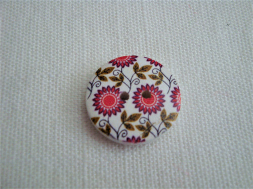 Dřevěný dekorační knoflík 23 mm (1ks)