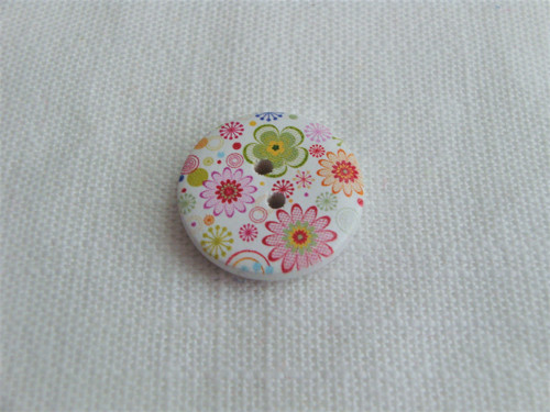 Dřevěný dekorační knoflík 23 mm (1ks)
