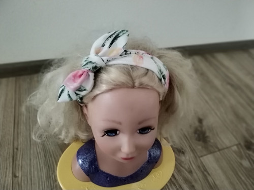 Čelenka pin up