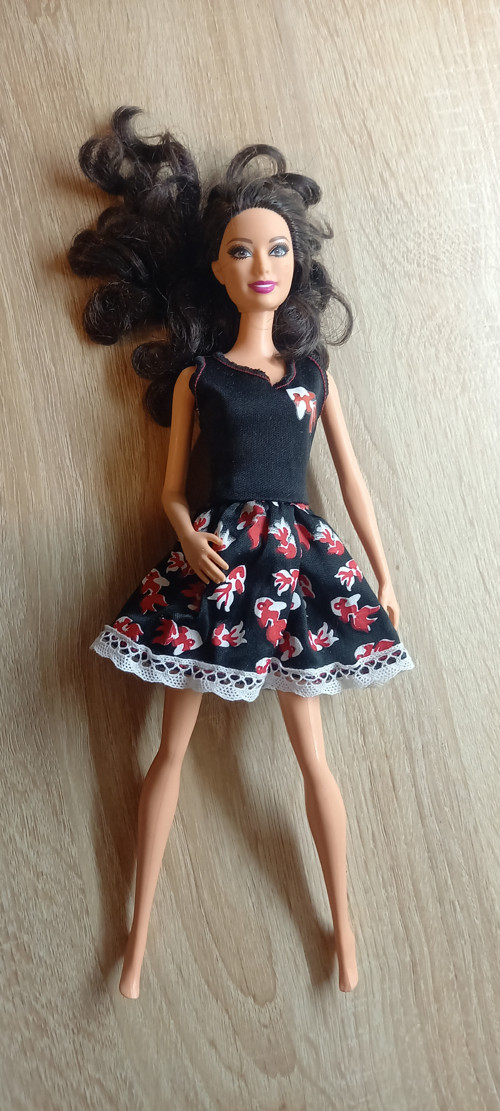 Šaty pro panenky Barbie Monster - Stela