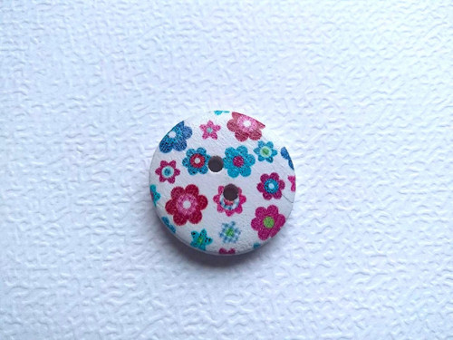 Dřevěný dekorační knoflík 23 mm (1ks)