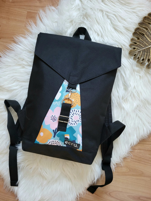 Batoh MAIA - květy — foto 1