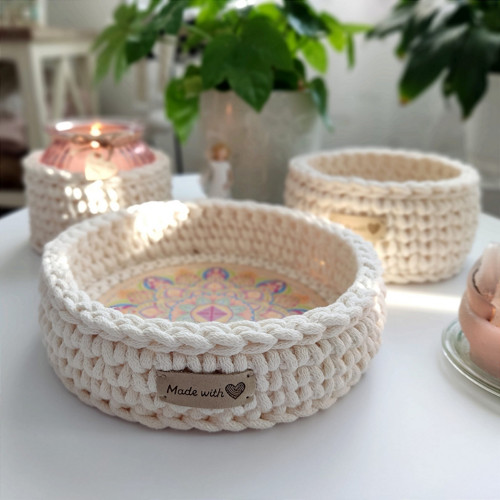 Ručně háčkované košíčky Mandala