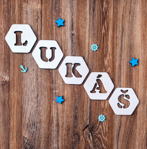 Scrabble na zeď - hexagon