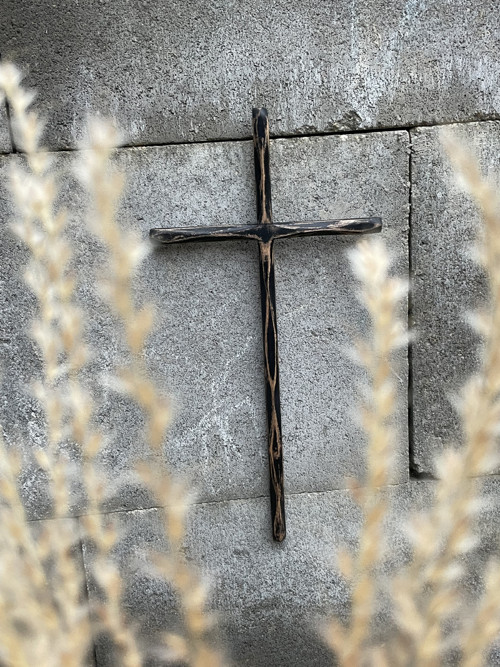 Minimalistický kříž k zavěšení 30 cm č.86