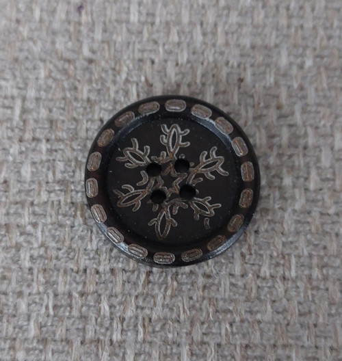 Dřevěný knoflík s vločkou 2,5cm