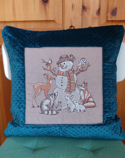 Vyšívaný povlak na polštář 40x40 cm-vánoční motiv