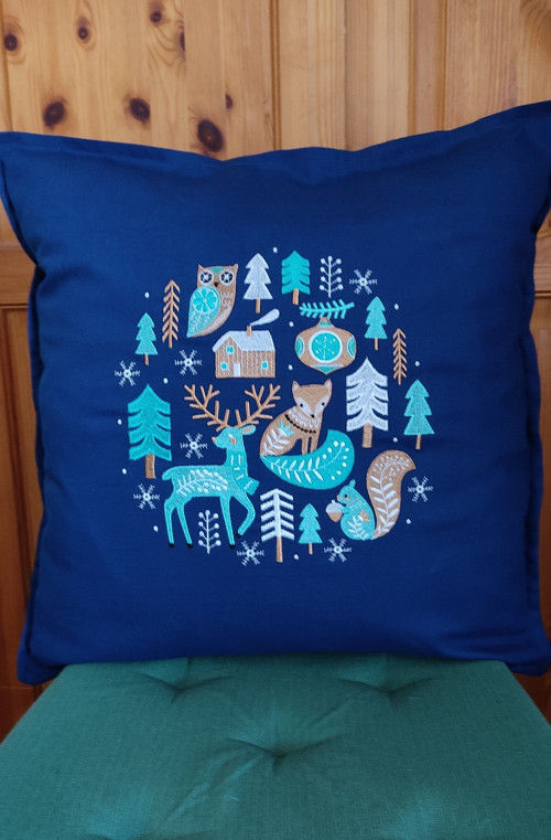 Vyšívaný povlak na polštář 50x50 cm-vánoční motiv
