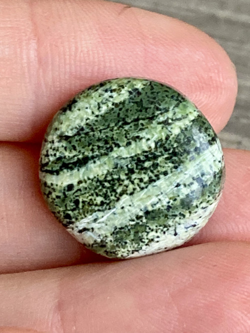SWISS jaspis - kabošon, brouš. drahokam 13.55 Ct.
