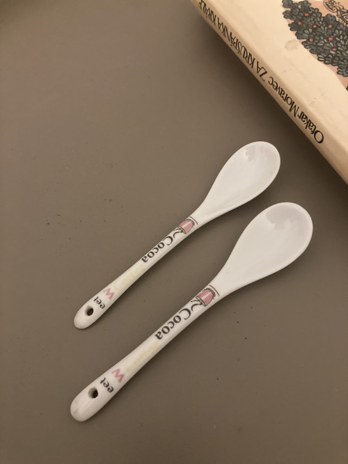 2 porcelánové lžičky — foto 1
