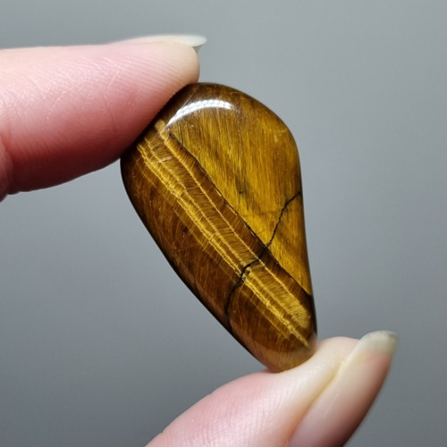 Tygří oko č.1 - 32x18mm