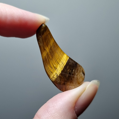 Tygří oko č.7 - 35x16mm