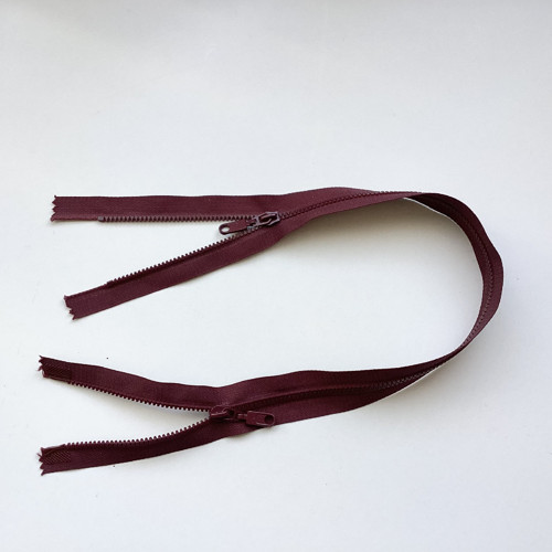 Zip dělitelný kostěný dvoucestných bordó 60 cm