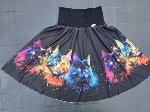 KOČKY -půlkolová sukýnka - NA OBJEDNÁNÍ