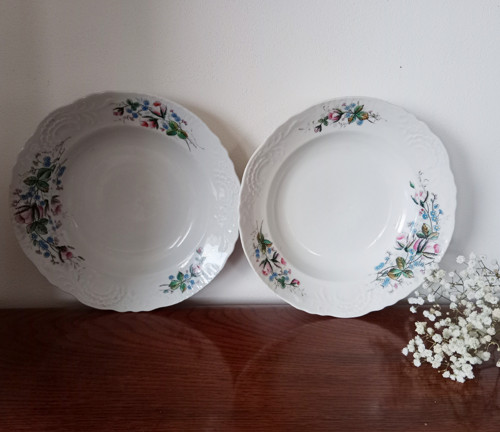 Porcelánový talíř hluboký