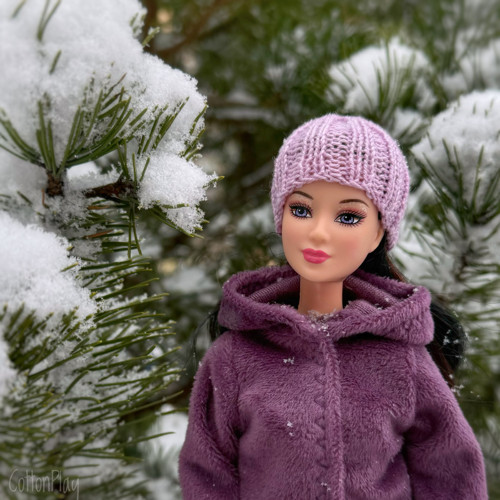 Pletená čepička pro Barbie - šeříková