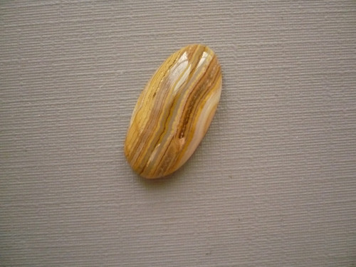 Kabošon - achát krajkový žlutý 20 mm, č.39f