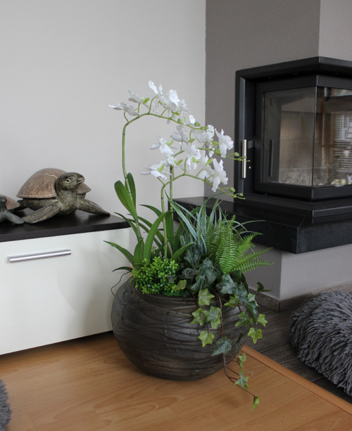 Velká keramická koule s orchidejemi — foto 1