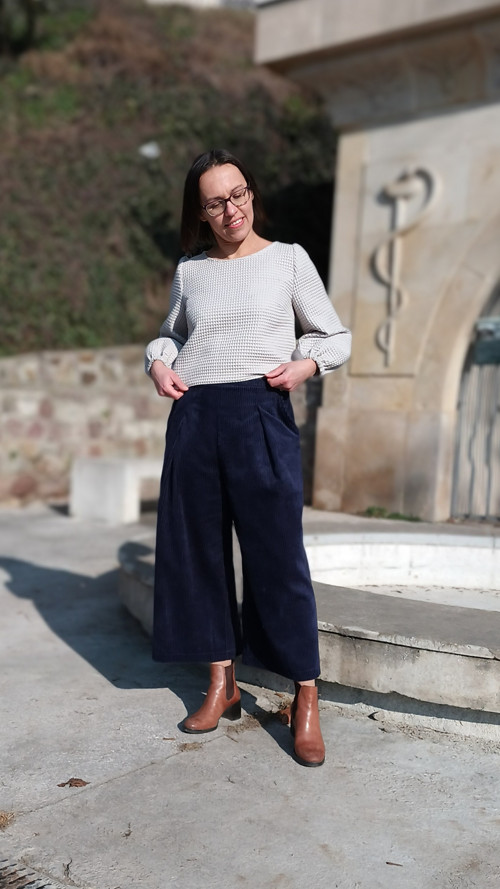 Culottes z hrubšího manšestru s kapsami