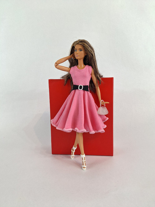 Elegantní letní šaty pro panenku Barbie č-5